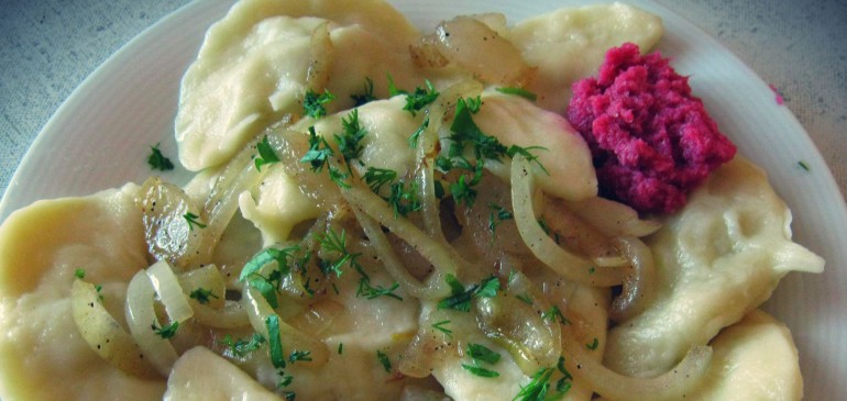 Рецепт вареников с картошкой и салом
